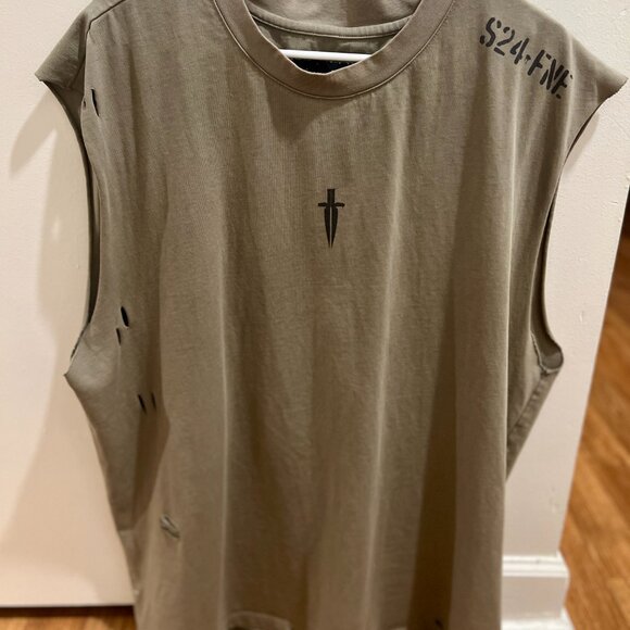 Ironwilled DAGGER CUTOFF Tee (Olive/XXL) Limited Edition - Picture 3 of 6